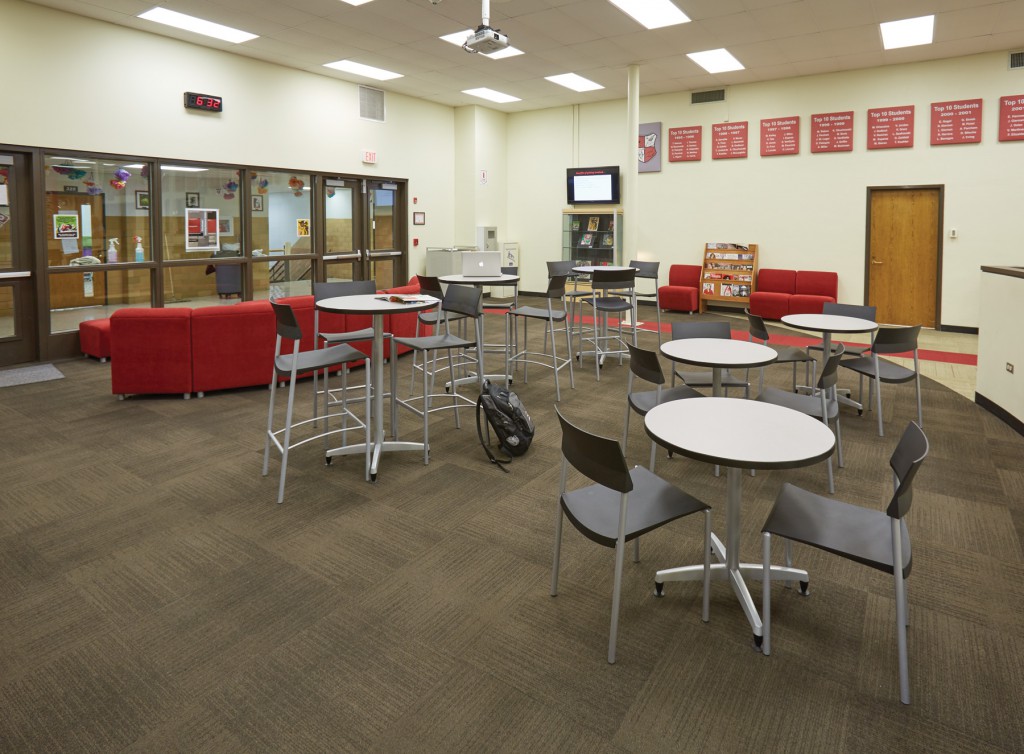 Eisenhower High School, IL